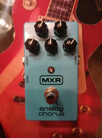 MXR Analog Chorus Pedal 1