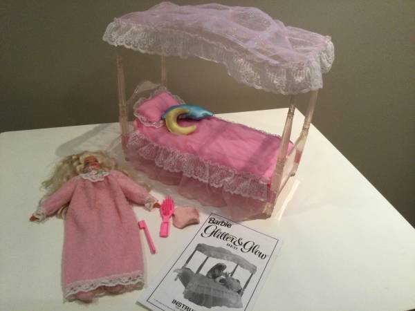 Bedtime Barbie and Glitter and Glow Bed 1
