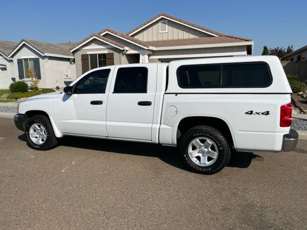 2006 Dodge Dakota SLT 4WD Quad Cab - $6,808 (Dublin)63617123796867121