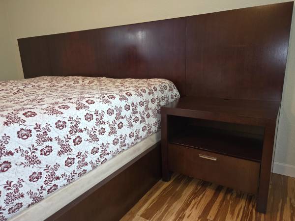 Queen Bedframe, headboard, nightstands 1