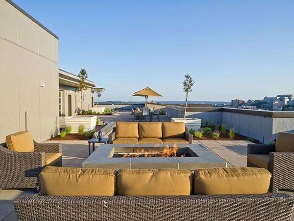 $1,775 / 404ft2 - Estudio inmejorable en Capitol Hill - Terraza en la azotea, camina a todas partes! (Capitol Hill)63862287829123122