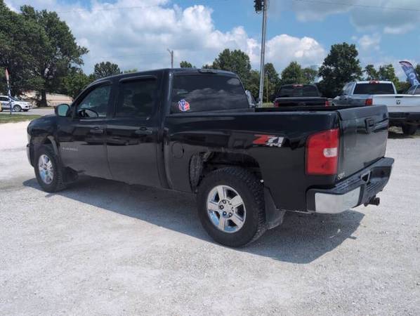 2010 Chevrolet Silverado 1500 LT - Photo 3