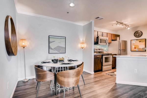 $2,175 / 2br - 1029ft2 - Discover Comfort & Convenience at Eagles Landing Apartments (Westminster)63973502000131123