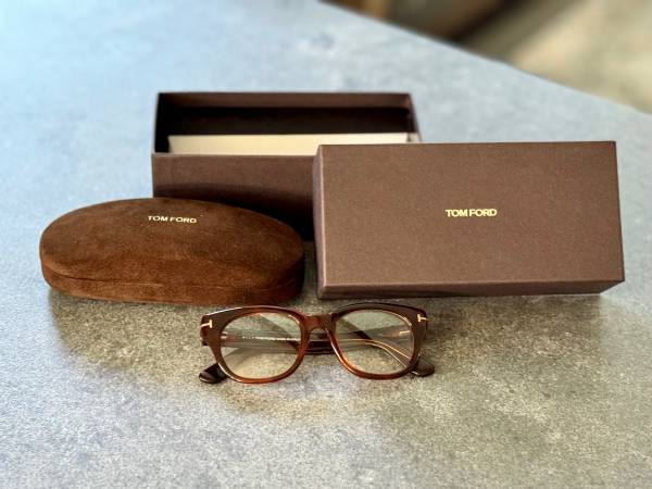 TOM FORD GLASSES 1