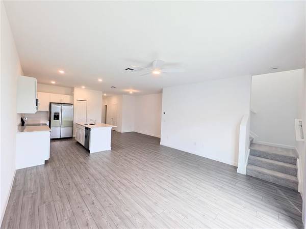 $2,300 / 3br - 1635ft2 - Townhome nuevo de 3 habitaciones y 2.5 baños (Port Saint Lucie)63867159272961122