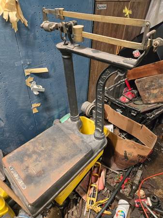 Vintage Cast Iron Fairbanks Scale Platform Stand General Store 1