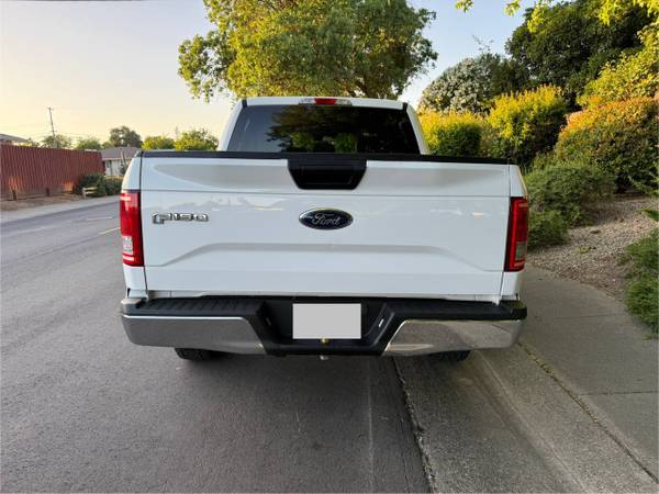 2017 Ford F-150 SuperCrew Cab XLT 4WD - $25,400 (Lincoln)63613688054019123