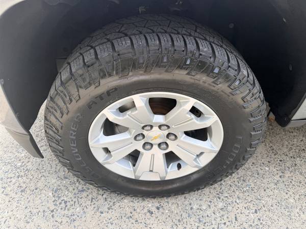 2019 Chevrolet Colorado LT Crew - Photo 12