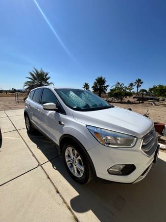 Ford Escape 2019 1