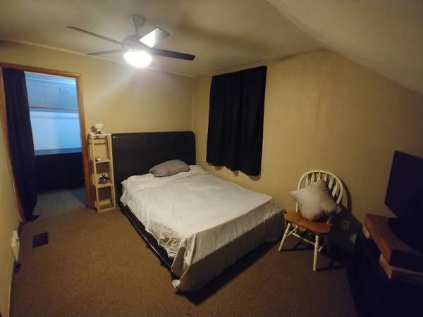 $700 / 1br - 1ft2 - 1br - Furnished room for rent. All Utilities included (Somerset)63868701841665120