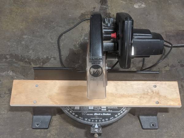 Black & Decker miter saw 1