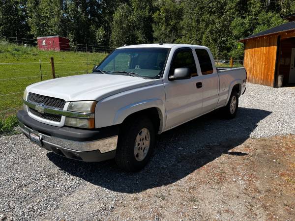 2004 Chevy Silverado 1500 - $8,00063442458088067120