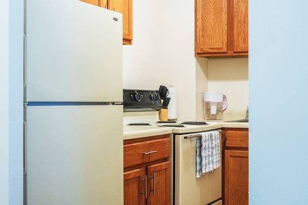 $1,599 / 1br - Window Coverings, Carpeting, Elevator (111 Fifth Ave, Pittsburgh, PA)64013203422594120