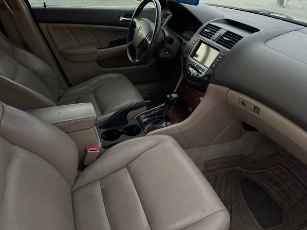 Honda Accord Híbrido 2007 - $3,600 (Venice beach)63618268030595123