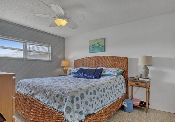 $70 / 2br - 750ft2 - Frente a la playa (Cocoa Beach)63823721098499123