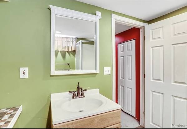 Room for rent 1