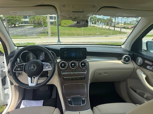 2020 Mercedes GLC 300 - LESS THAN 7,000 ORIGINAL MILES - $30,900 (Fort Pierce)63470252978179123