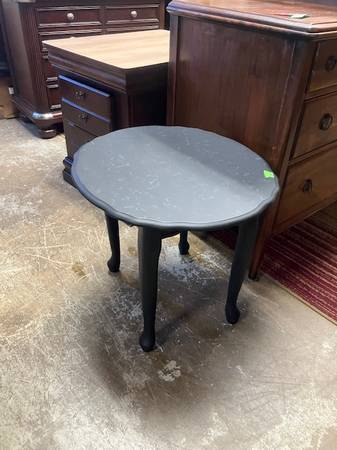 End Table with Design Top 66218 1
