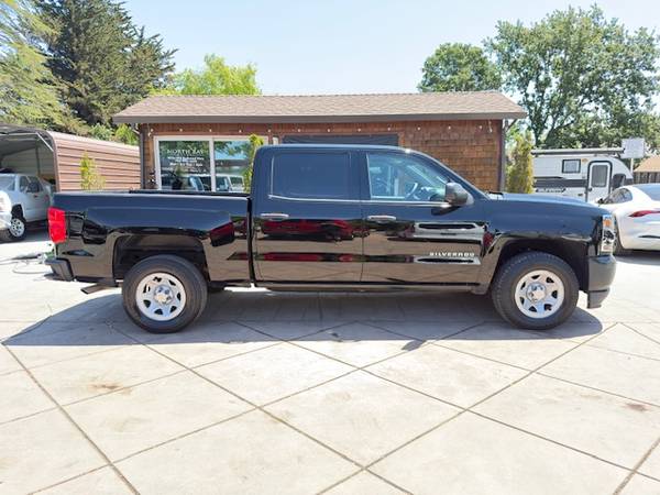 2017 Chevy Silverado 1500 Crew Cab *Solo 42.648 millas* *1 dueño* - $23.990 (rohnert pk / cotati)63470787752323122