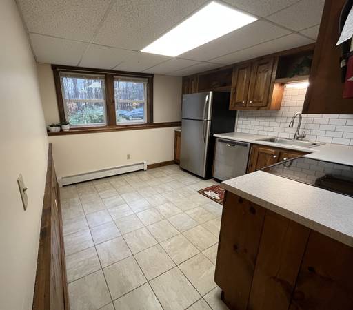 $1,500 / 2br - 0800ft2 - Downstairs 2 Bedroom Apartment Available 11/1/25 (Bristol, VT)63976979333378122