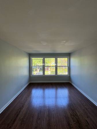 $1,750 / 2br - 🌳🚆🏡 Amplio de 2 habitaciones + oficina ✨ Estacionamiento y almacenamiento incluidos🌳🚆🏡 (Skokie)63918411456899122