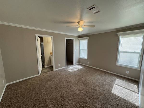 $63,499 / 3br - 1216ft2 - 🌴 En venta o alquiler – Casa Palm Harbor en The Palms of Archer! (Gainesville)63823033217793123