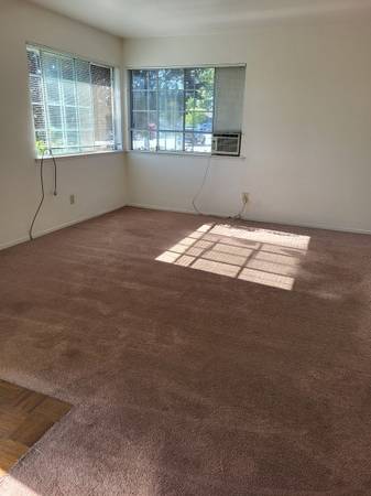 $2,250 / 2br - DUPLEX - Northwest Santa Rosa (santa rosa)63668012013057123