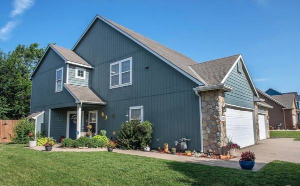 $2,250 / 3br - 1500ft2 - Beautiful 3 bedroom House for rent (Lawrence)64025163894275120