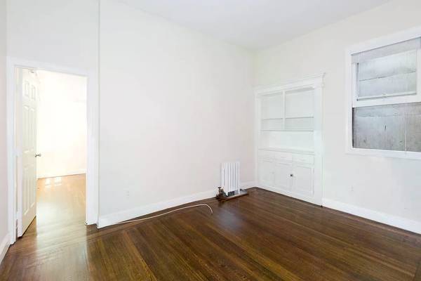 $900 / 1br - Sunny 1BR with Bay Views in Pacific Heights 🏡 (pacific heights)64049799243393120