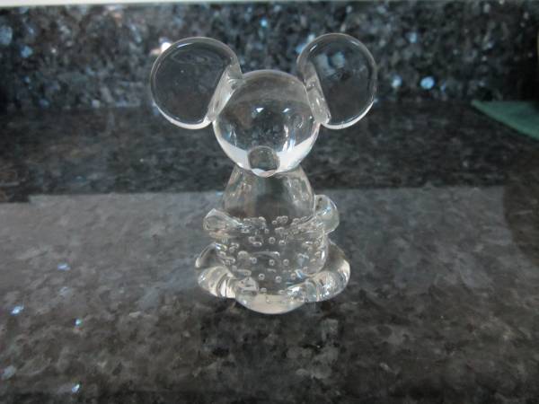 Vintage Glass Mouse Figurine Paperweight 1