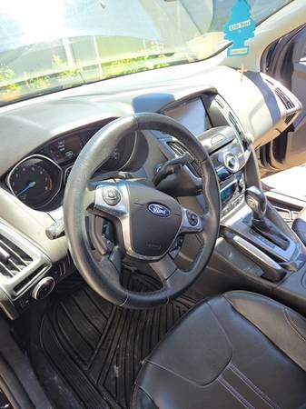 Ford focus en venta - $3,000 (seatac)63622801863809120