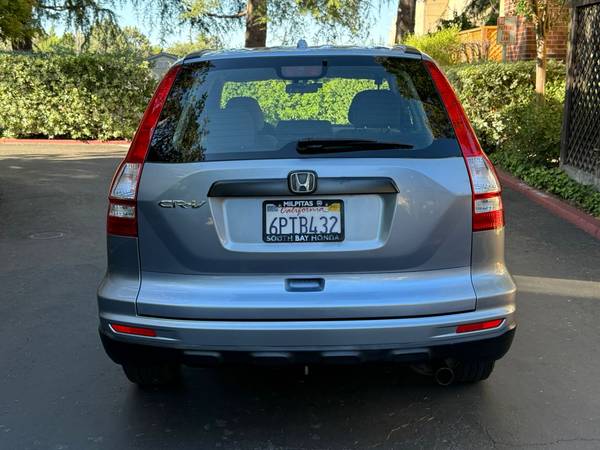 2011 HONDA CR-V LX (ONLY ONE OWNER) 77K MILES - $10,995 (los gatos)63624225771905124