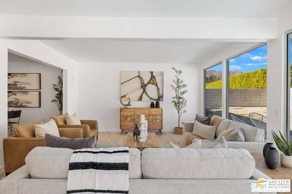 $324 / 3br - 1964ft2 - Fox Corner Downtown.... (Palm Springs)63758570915715124