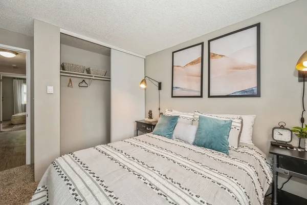 $1,675 / 2br - 776ft2 - Spacious Two Bedroom, $1675 Contact For Current Specials!✨ ✨✨ (Dash Point State Park📍)63944822965250120