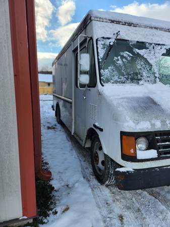 Furgoneta Chevy 1999 - $5.500 (Knoxville)63625129572995120