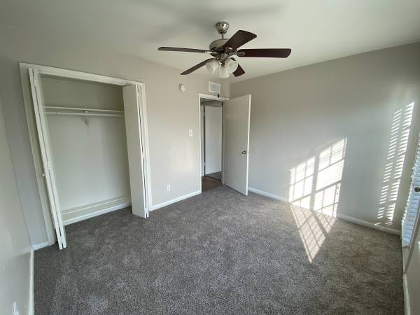 2BEDROOM -2BATHROOM!!!$299 FIRST MONTHS RENT 1