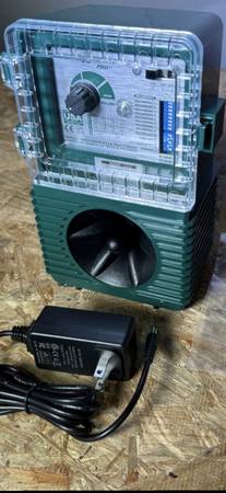 Bird X Peller: programmable electric bird repeller 1