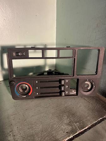 BMW e28,30 temp. faceplate & climate control adjuster 1