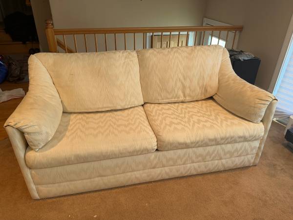 Couch- Sleeper in White with upgraded mattress 1