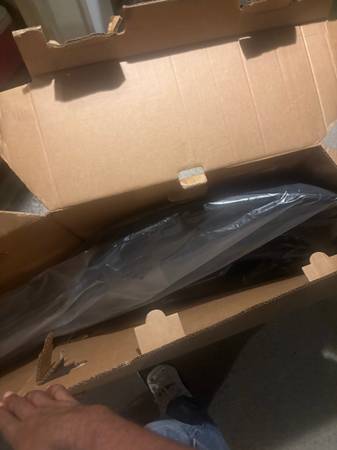 Front bumper 2021 Nissan rouge 1
