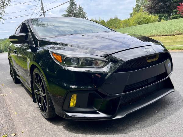 Ford Focus RS 2017 - $23,999 (Foxboro)63615314699393121