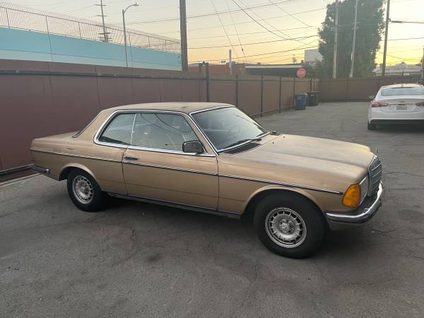 1985 Mercedes-Benz Euro 280CE - $5,000 (Koreatown)63476544310147124