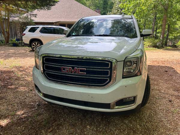2018 GMC YUKON - $11,500 (PUCKETT, MS)63617457118211123