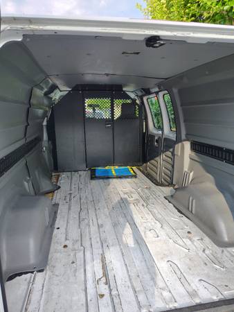 2012 Ford E-150 Good 👍 - $15,000 (Rockville)63616597011713122