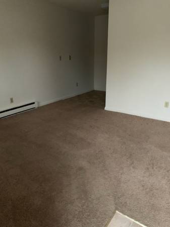 $760 / 1br - 450ft2 - Best Fall Deals for your next move at WCIN, Let's APPLY and move in. (1200 E Elmwood Dr, Terre Haute, IN)63675880780033121