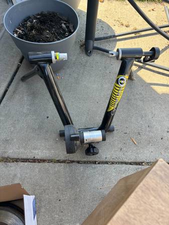 CycleOps Fluid Trainer 1