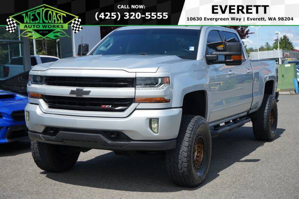 Camioneta Chevrolet Silverado 1500 4x4 4WD LT de 2018 - $27,995 (West Coast Autoworks Everett)636235583315211217