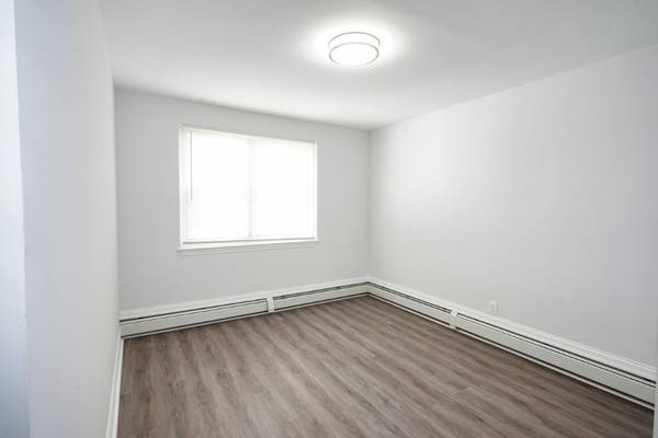 $1,280 / 2br - Off-Street Parking, Baltimore MD, 2BD 1BA (6306 Holly Ln, Baltimore, MD)63694780081665122