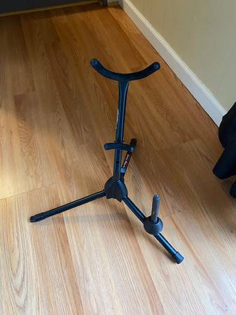 Sax Stand,Like New 1