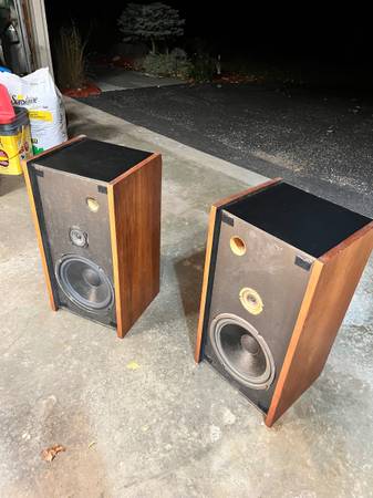 Infinity pos I speakers 1